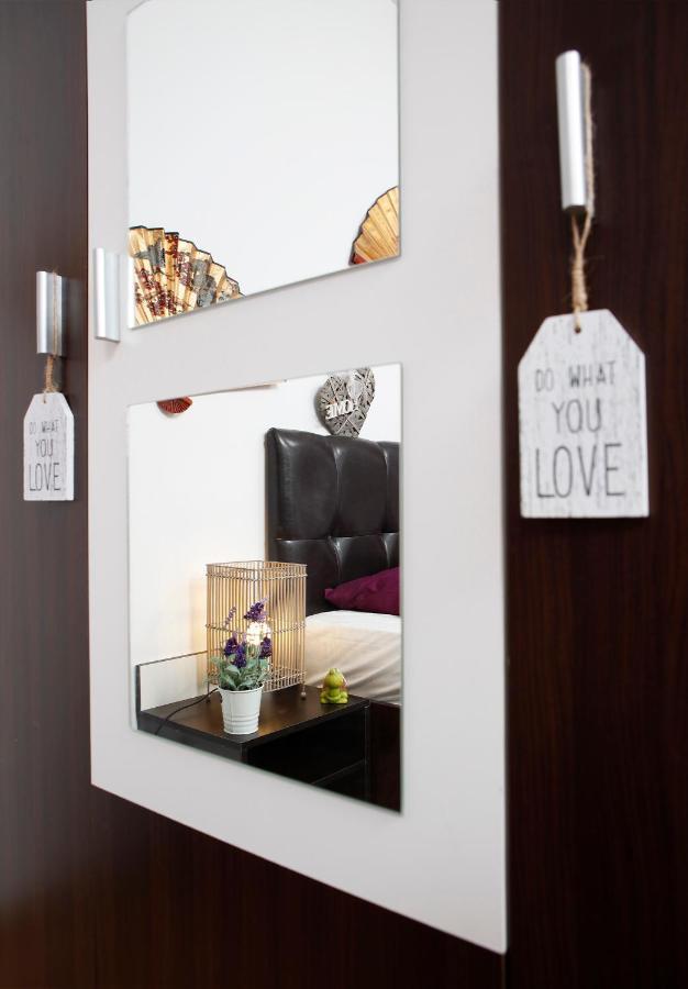 Central Apartment Very Close To Old City Bucarest Exterior foto